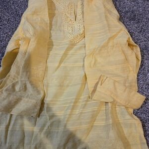 Alfred Dunner Yellow Blouse